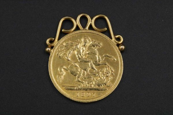 05 - 102.2_1897 Victorian Gold Half Sovereign_95660