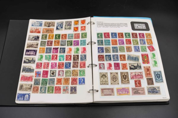 05 - 111.4_Large collection of stamps from Great Britain and commonwealth_98349