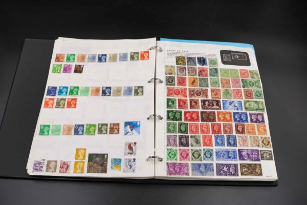 05 - 111.7_Large collection of stamps from Great Britain and commonwealth_98349