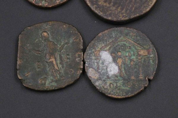 05 - 116.6_Bronze Roman Coins x8_95674