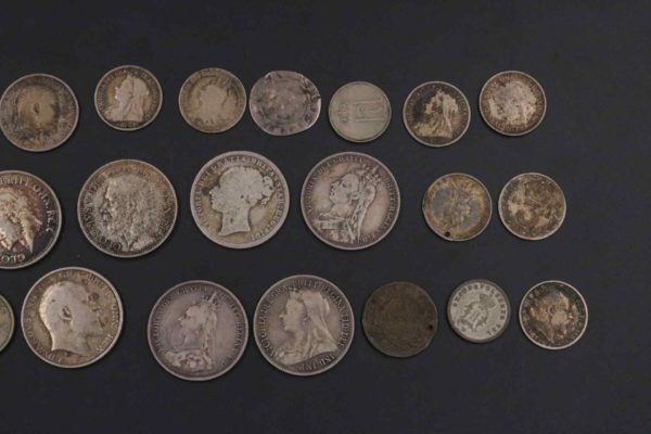 05 - 117.2_Small Silver Coins including Dutch East India Company_95675