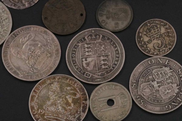 05 - 117.8_Small Silver Coins including Dutch East India Company_95675