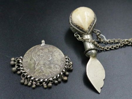 05 - 121.1_Silver Maria Theresia Thaler coin pendant_98359