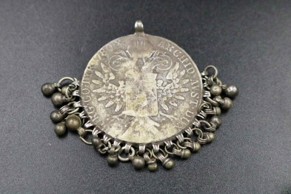 05 - 121.5_Silver Maria Theresia Thaler coin pendant_98359