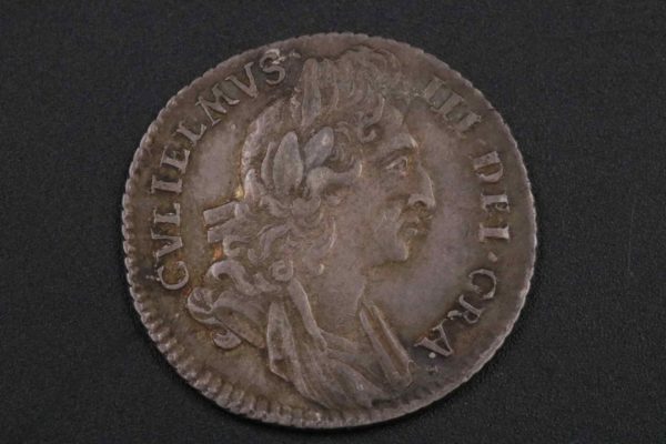 05 - 124.4_William III Sixpence 1696 Coin and George II Sixpence 1758_95682