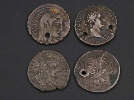 05 - 128.1_Roman Silver Denarii Republican x2 and others_95686