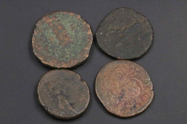 05 - 129.5_Roman Bronze Coins x10_95687