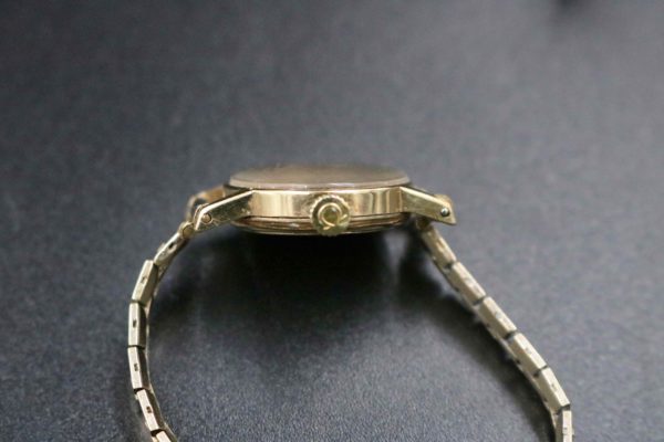 05 - 13.5_9ct gold ladies Omega watch_97569