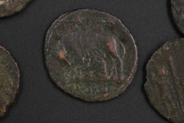 05 - 130.8_Roman Bronze Coins Small Denominations x30_95688