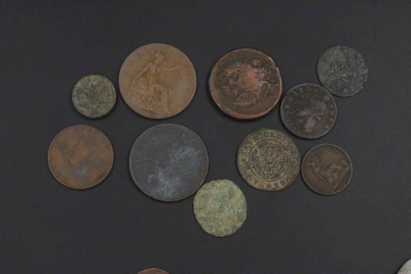 05 - 131.6_Base Metal Coins Bag Full_95689