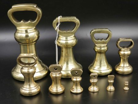 05 - 139.1_Set of Vintage brass weights_98377