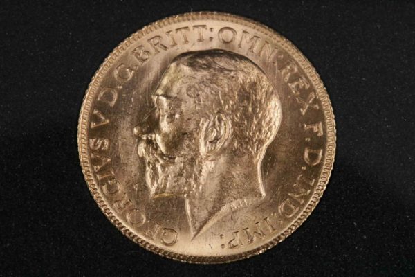 05 - 139.4_1925 George V Gold Sovereign V.F_95697