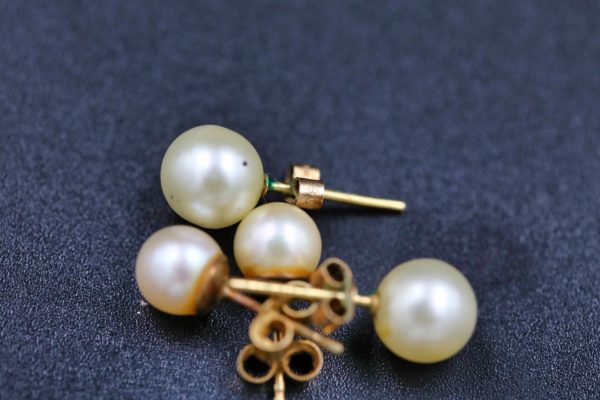 05 - 149.4_x2 pairs 9ct gold pearl earrings_98388