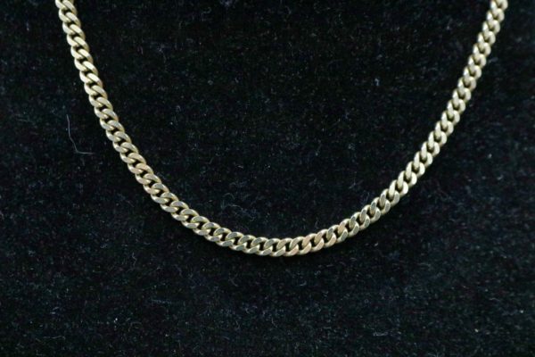 05 - 15.2_9ct gold curb link chain_97571