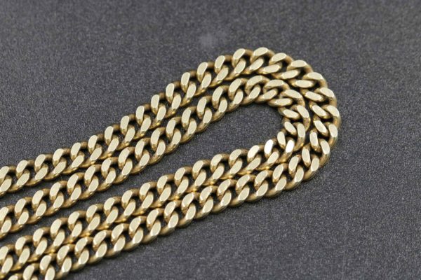 05 - 15.6_9ct gold curb link chain_97571