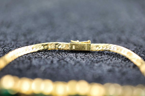 05 - 151.7_A 14ct gold jade and diamond bracelet_98390