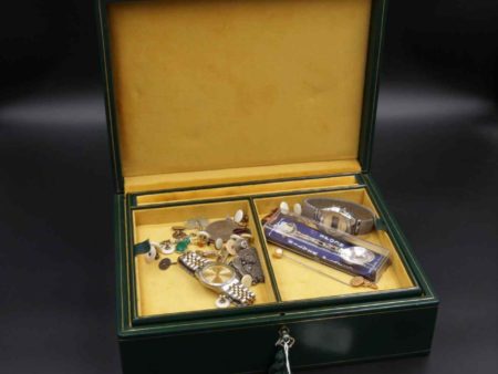 05 - 154.1_Large Lockable Jewellery Box with Contents_95712