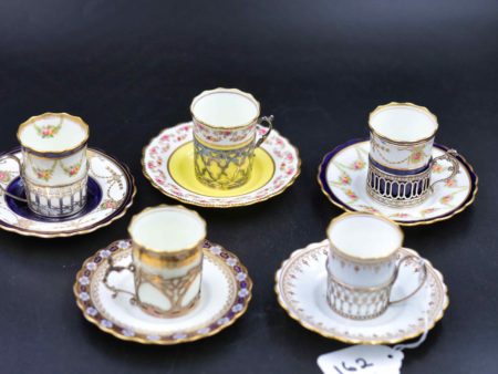05 - 162.1_5 collectable Aynsley coffee cans and saucers_98401