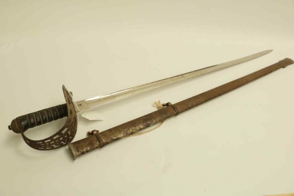 05 - 164.2_19th Century Troopers Sword belonging to Major Herbert Hoare_95722