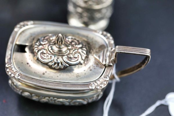 05 - 167.2_A selection of silver hallmarked salts_98406