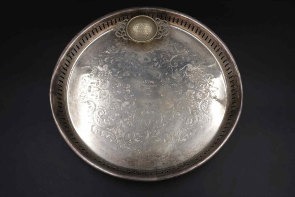 05 - 177.6_Quantity of Silver Plate Trays Ladles etc_95770