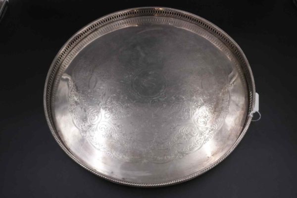 05 - 177.7_Quantity of Silver Plate Trays Ladles etc_95770