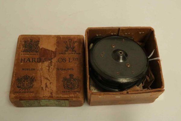 05 - 189.3_Vintage Boxed Hardy Fishing Fly Reel_95782