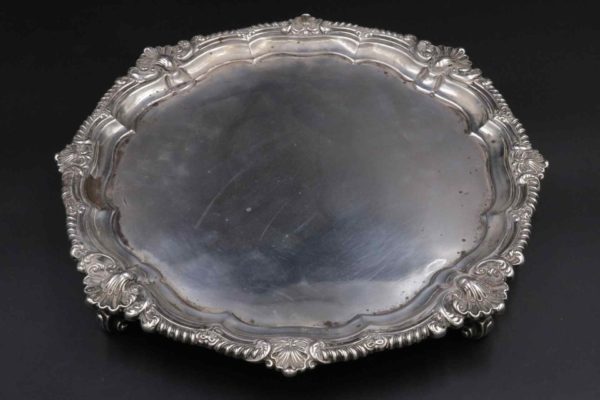 05 - 198.6_Solid Silver Salver 1901 with Scrolled Feet_95791
