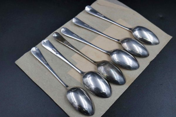 05 - 2.5_Set of Sterling Silver tea spoons_97558