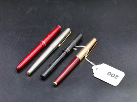 05 - 200.1_x4 Vintage fountain pens all with 14ct gold nibs_98446