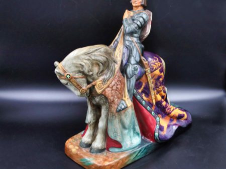 05 - 204.1_Royal Doulton Character figurine of St George_98450
