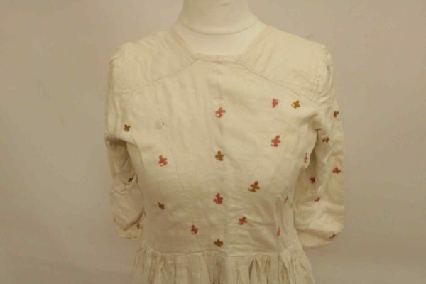 05 - 213.7_Early 20th Century Vintage Clothing_95806