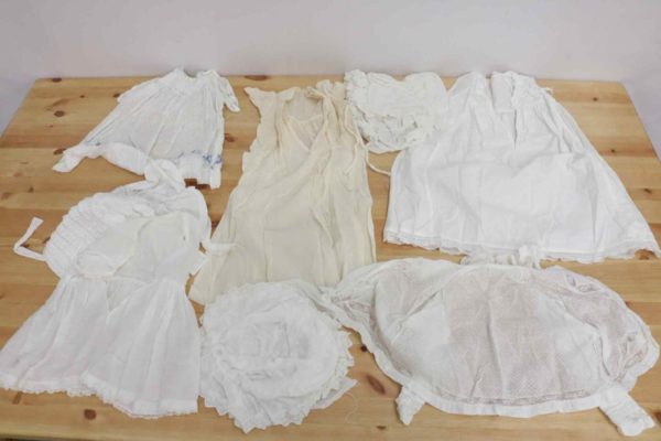 05 - 216.4_Vintage Lace Baby Clothes_95809