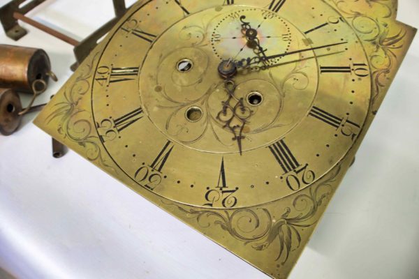 05 - 220.4_18th Century grandfather clock working parts_98466