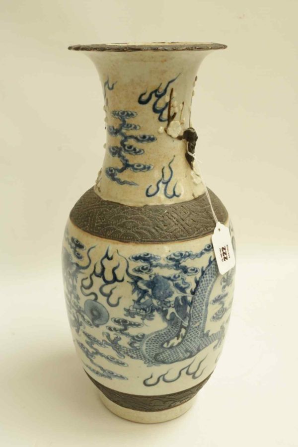 05 - 222.6_Blue and White Glazed Chinese Vase_95815