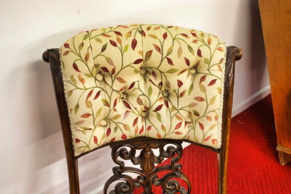 05 - 228.2_Reupholstered Victorian decorative chair_98474