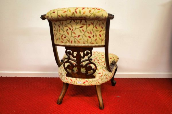 05 - 228.7_Reupholstered Victorian decorative chair_98474