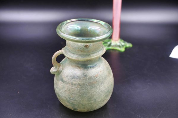 05 - 229.2_Roman style blown glass vase with handle_98475