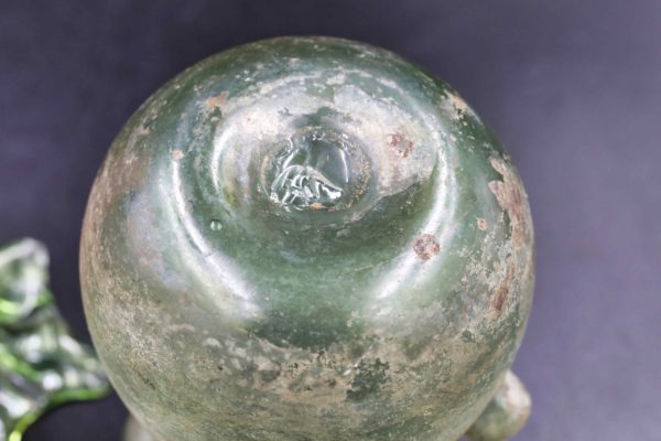 05 - 229.7_Roman style blown glass vase with handle_98475