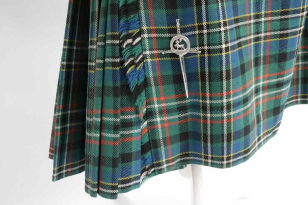 05 - 230.5_Traditional Highland Dress and Tartan Kilt_95823