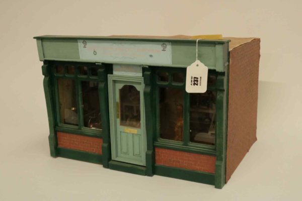 05 - 237.1_Handmade Dolls House Shop_95830
