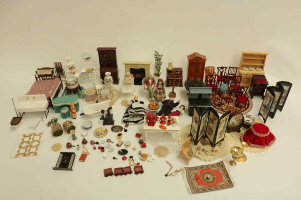 05 - 240.1_4 x Vintage Boxes of Dolls House Accessories_95833