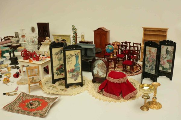 05 - 240.8_4 x Vintage Boxes of Dolls House Accessories_95833