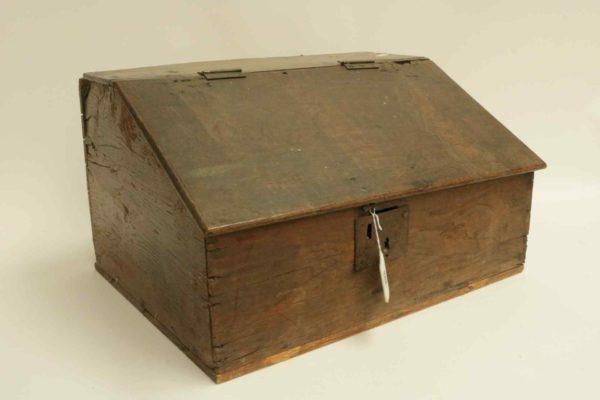 05 - 243.3_19th Century Wooden Box_95836