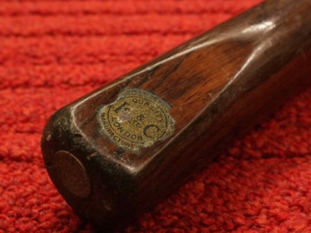 05 - 250.1_Vintage One Piece Snooker Cue by K and C Ltd London_95843