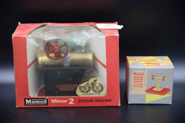 05 - 261.1_Vintage Mamod Minor 2 steam engine_98760