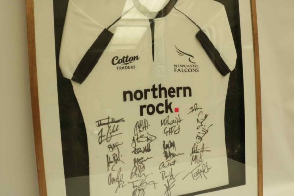 05 - 262.7_Signed Newcastle Falcons Rugby Shirt_95858