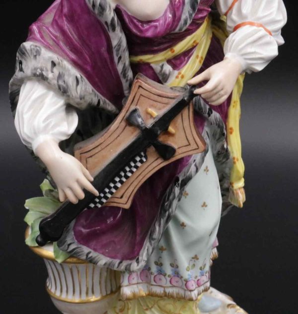 05 - 264.4_19th Century Potschappel Figurine Turkish Woman_95867