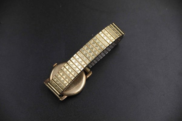 05 - 266.2_Mens Vintage Timor Perry 9ct gold watch circa 1952_98765