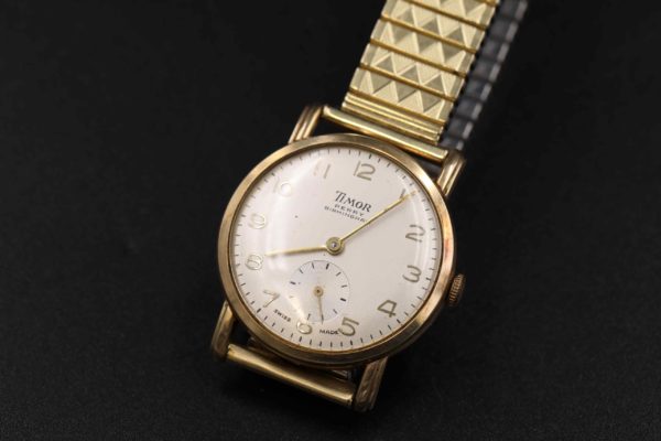 05 - 266.8_Mens Vintage Timor Perry 9ct gold watch circa 1952_98765